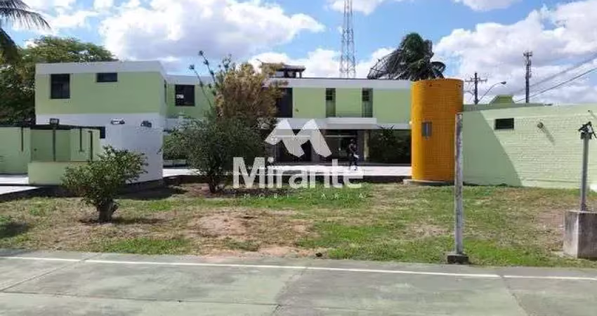 Casa para vender com 6 quartos sendo 4 suítes no bairro eucalipto em feira de santana