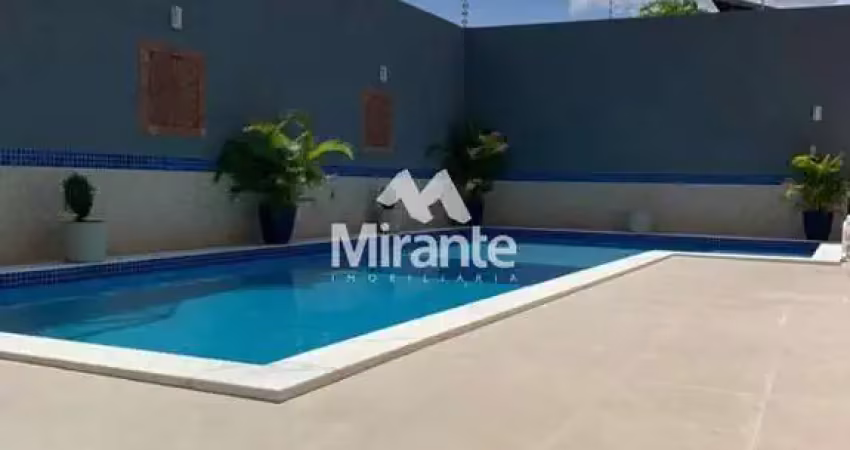 Casa para vender com 5 quartos sendo 3 suítes no bairro tomba em feira de santana