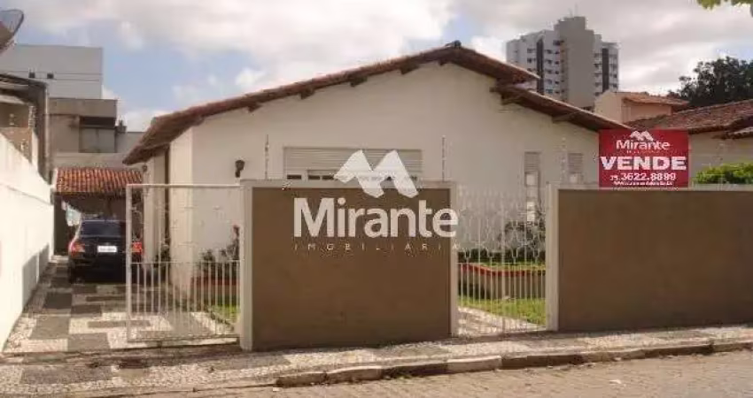 Casa para vender com 3 quartos sendo 1 suítes no bairro capuchinhos em feira de santana