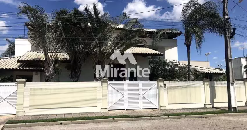 Casa de condomínio para vender com 4 quartos sendo 4 suítes no bairro sim em feira de santana