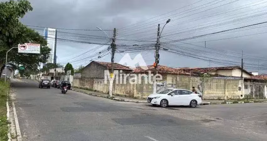 Casa para vender com 3 quartos sendo 1 suítes no bairro mangabeira em feira de santana