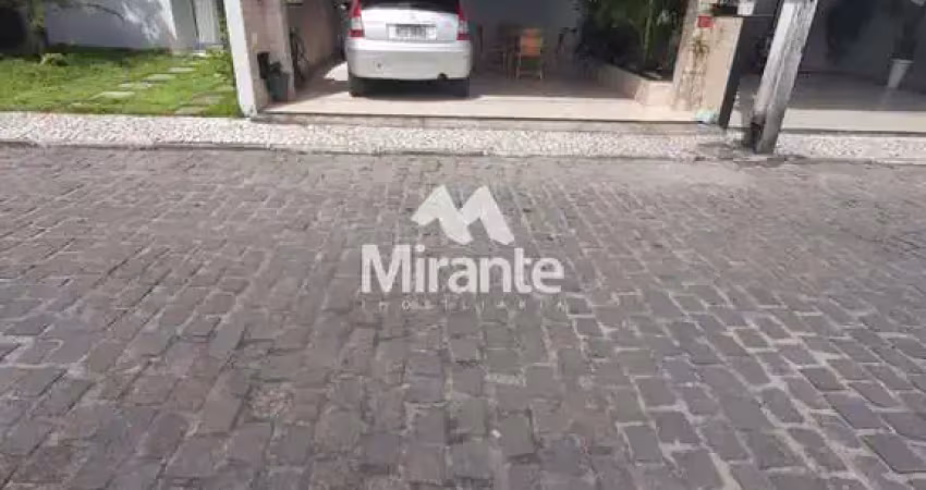 Casa para vender com 3 quartos no bairro papagaio em feira de santana