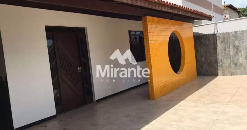 Casa para vender com 3 quartos sendo 1 suítes no bairro santa mônica em feira de santana