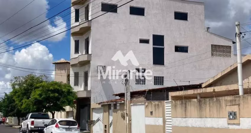 Casa para vender com 4 quartos sendo 1 suítes no bairro jardim cruzeiro em feira de santana