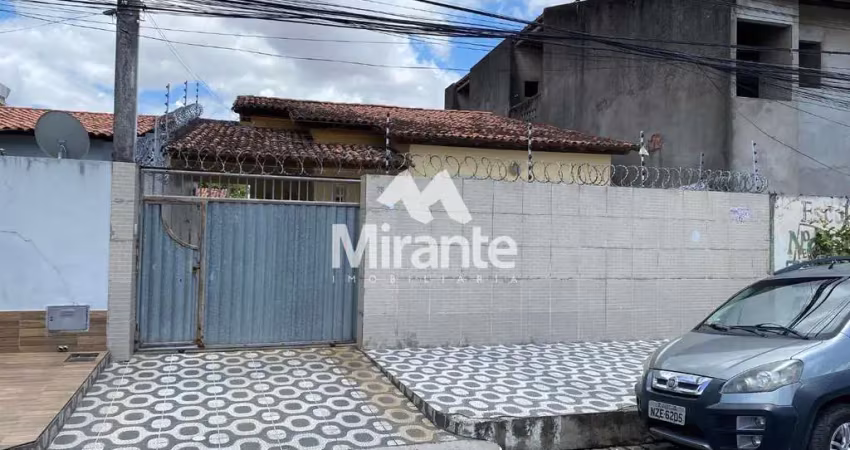 Casa para vender com 3 quartos sendo 1 suítes no bairro parque getúlio vargas em feira de santana