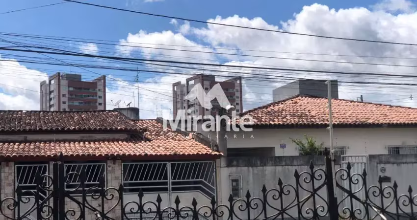 Casa para vender com 3 quartos sendo 1 suítes no bairro jardim acácia em feira de santana