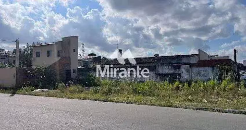 Lote / terreno de bairro para vender no bairro capuchinhos em feira de santana