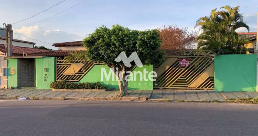 Casa para vender com 3 quartos sendo 1 suítes no bairro são joão em feira de santana