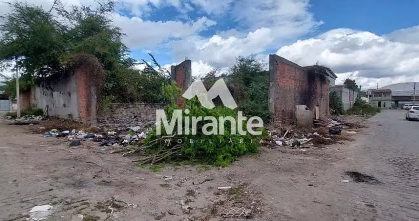 Lote / terreno de bairro para vender no bairro conceição em feira de santana
