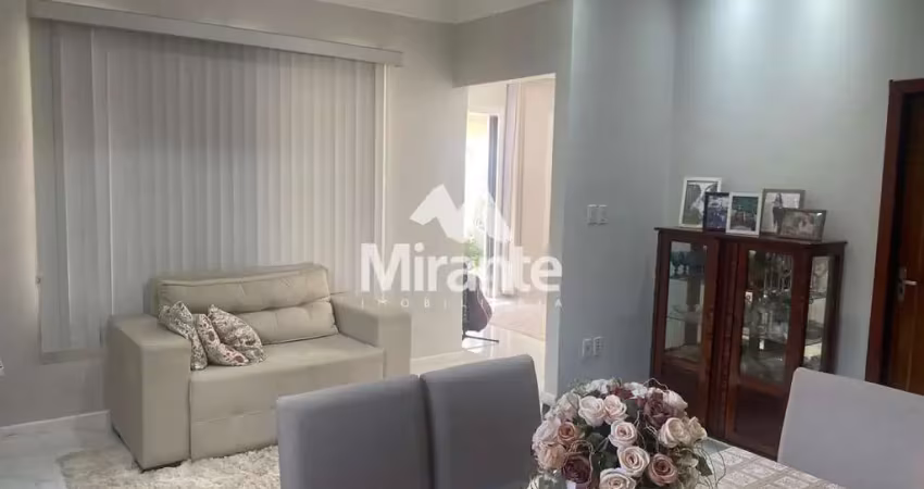 Casa para vender com 3 quartos sendo 2 suítes no bairro centro em conceição do jacuípe