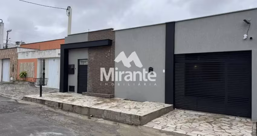 Casa para vender com 3 quartos sendo 1 suítes no bairro queimadinha em feira de santana