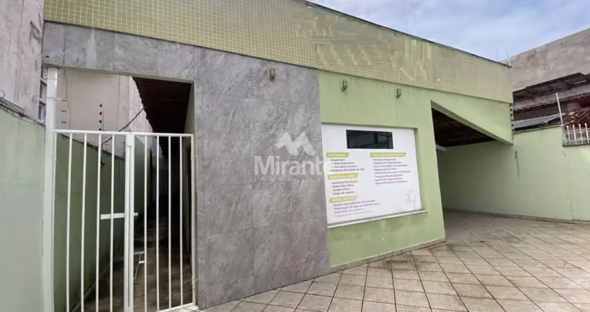 Casa para vender com 7 quartos sendo 1 suíte no bairro ponto central em feira de santana