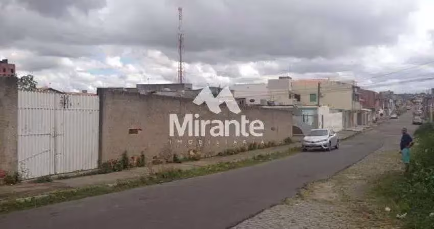 Lote / terreno de bairro para alugar no bairro queimadinha em feira de santana
