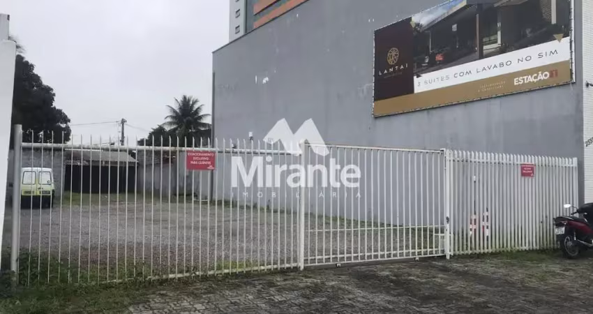 Lote / terreno de bairro para alugar no bairro santa mônica em feira de santana
