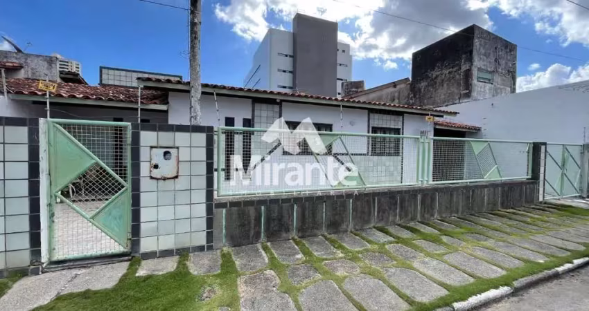 Casa para alugar com 3 quartos sendo 1 suítes no bairro santa mônica em feira de santana