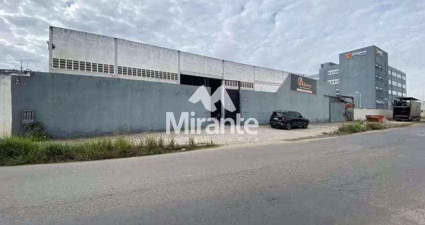 Galpão / depósito / armazém para alugar no bairro baraúna em feira de santana