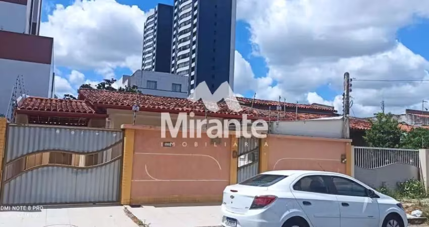Casa para alugar com 4 quartos sendo 3 suítes no bairro santa mônica em feira de santana