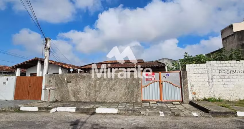 Casa para alugar com 3 quartos sendo 1 suíte no bairro santa mônica em feira de santana