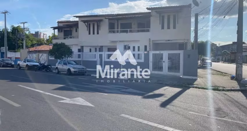 Casa para alugar com 4 quartos sendo 1 suíte no bairro serraria brasil em feira de santana