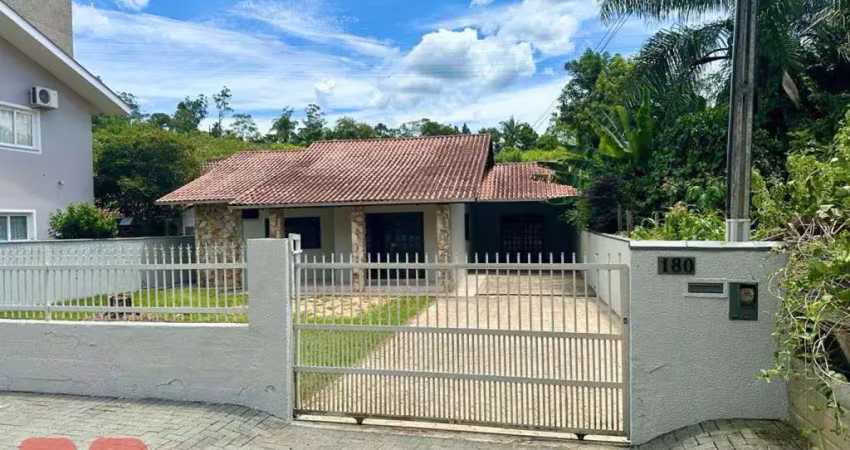 Casa com 3 quartos à venda na Rua Sergipe, 180, Estados, Indaial