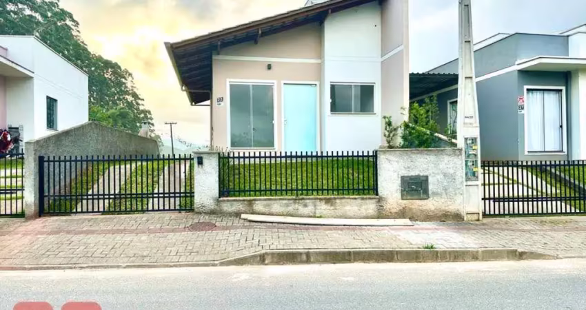 Casa com 2 quartos à venda no Warnow, Indaial 