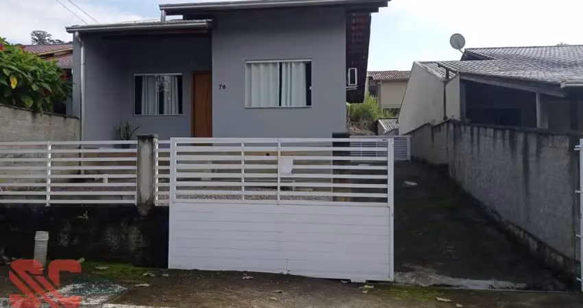 Casa com 2 quartos à venda na Rua São Clemente, 76, João Paulo II, Indaial