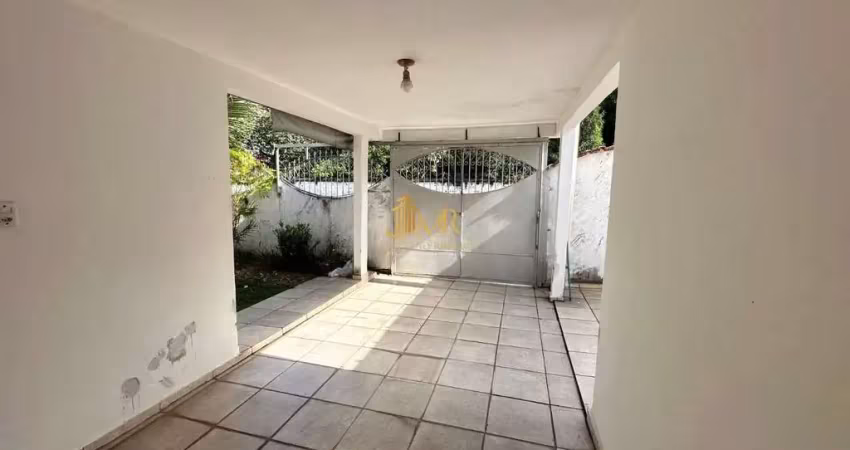 Casa com 3 quartos para alugar na Odila Rodrigues, 40, Vila São Roque, Lorena