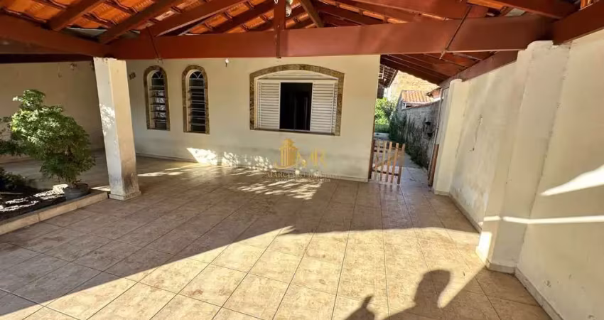 Casa com 3 quartos à venda na Dolores Florenzano Vidal, 518, Vila Nunes, Lorena