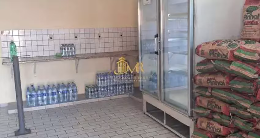 Casa comercial para alugar na Rua Padre João Renaudin, 150, Olaria, Lorena