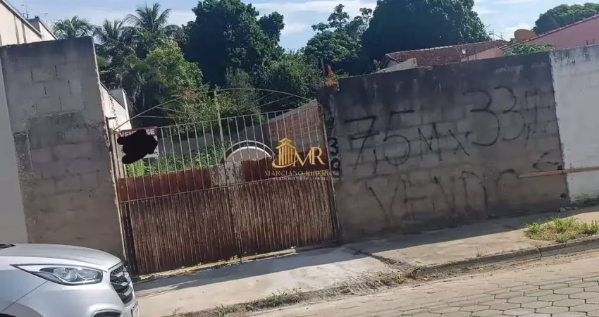Terreno à venda na Avenida Oswaldo Aranha, 738, Cruz, Lorena