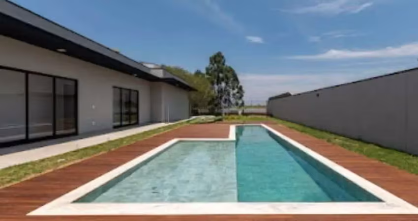 Casa terra no condominio entre verdes com vista para área de preservação