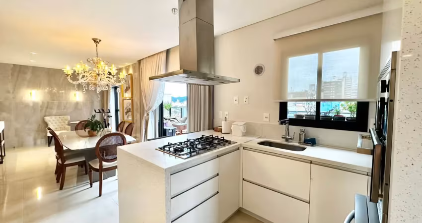 Apartamento diferenciado com 4 suítes e 4 vagas no centro de balneário camboriú