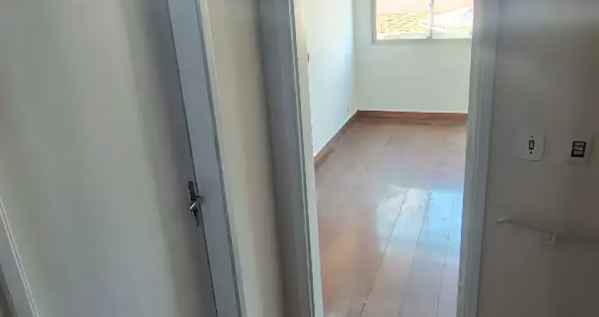 Apartamento com 2 quartos para alugar na Rua Visconde de Inhomerim, 931, Mooca, São Paulo