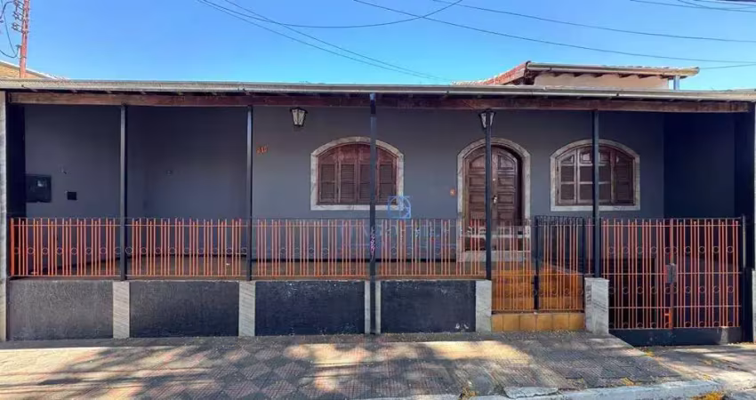 Casa com 3 dormitórios, 107 m² - venda por r$ 700.000,00 ou aluguel por r$ 3.000,00/mês - centro - pouso alegre/mg
