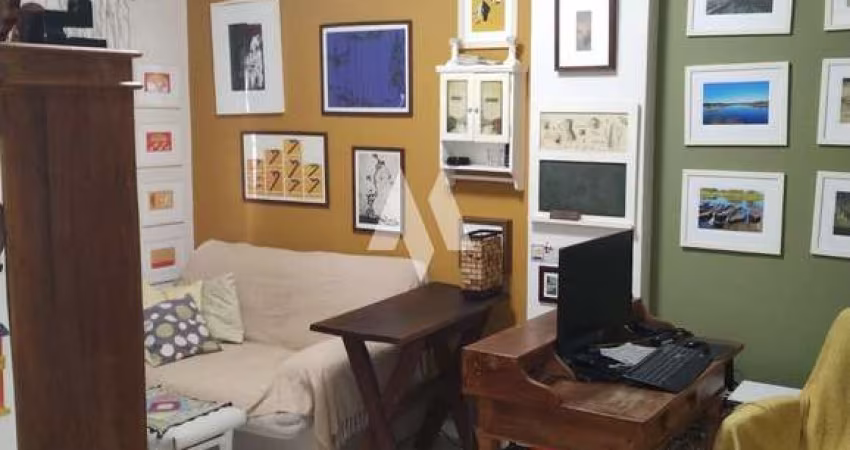 Apartamento a venda no Boqueirão em Santos próximo da praia.