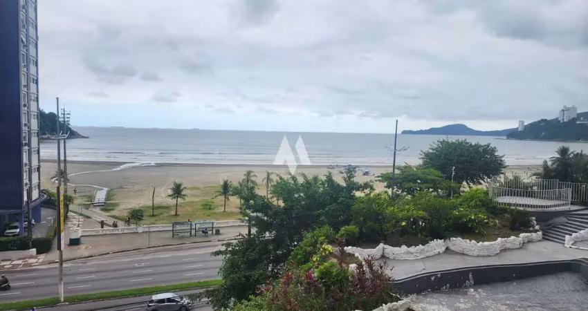 Viva a vida de frente para o mar: apartamento com vista incrível e localização privilegiada
