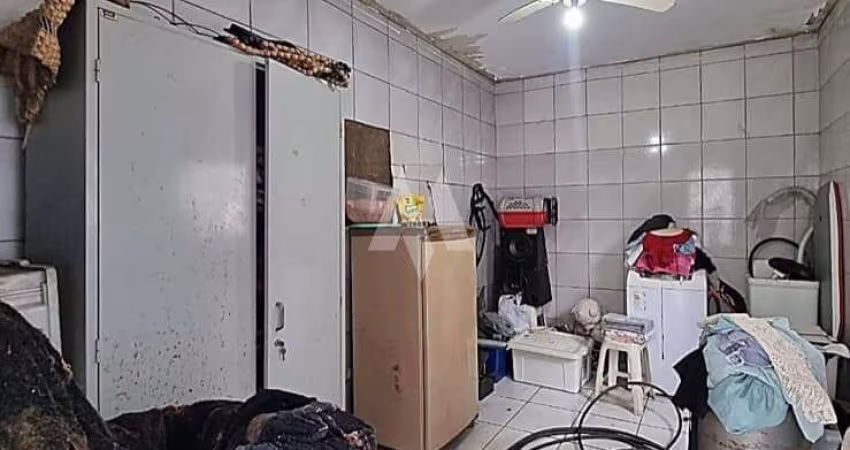 Casa à venda no bairro Bom Retiro - Santos/SP