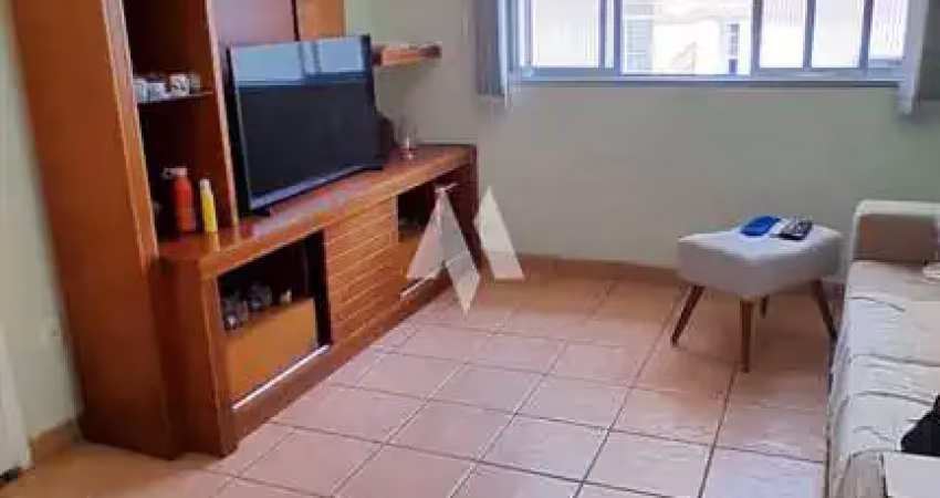 Apartamento no Gonzaga - com 02 quartos