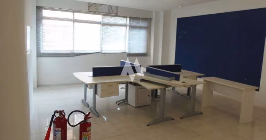 Sala comercial para alugar no bairro Centro - Santos/SP