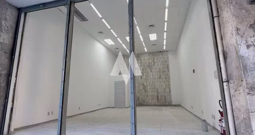 Loja Comercial para Locação no Centro de Santos.  Oportunidade imperdível para empreendedores! Loja comercial, localizadas no coração do Centro de Santos, em uma área de alto fluxo de pessoas, ideal p