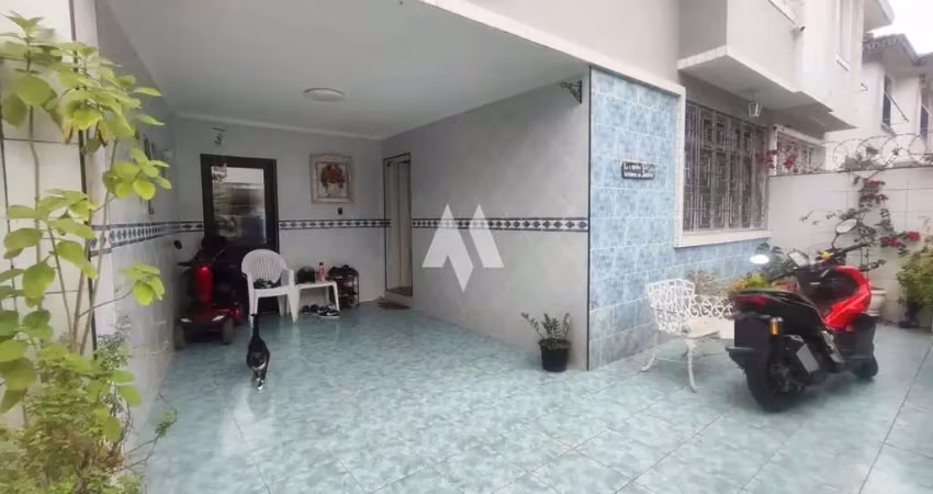 Casa com 3 quartos à venda no Encruzilhada, Santos 