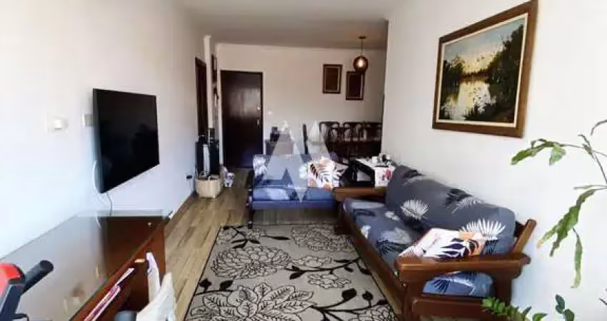 Apartamento de 2 quartos,dependência, 1 vaga  - Campo Grande/Santos