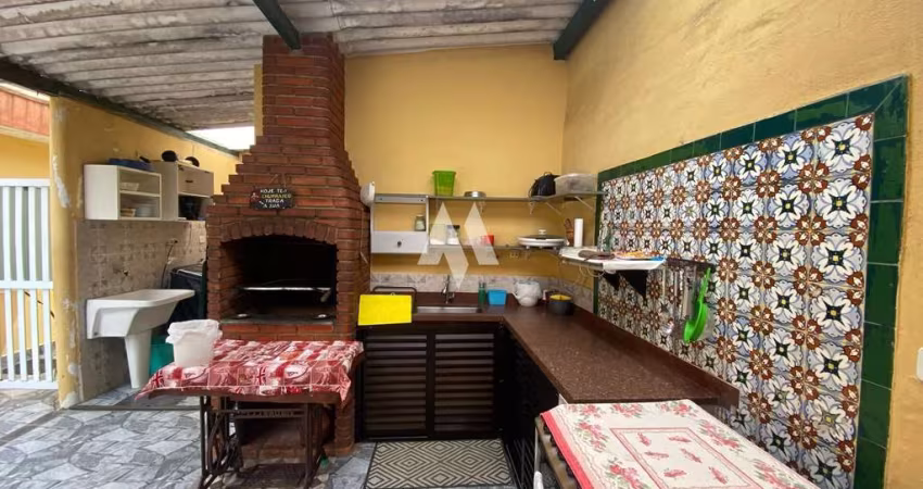 Casa com 8 quartos e 11 banheiros em Santos
