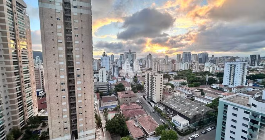Apartamento em Ponta da Praia, Santos/SP, Porteira fechada , oportunidade única  .