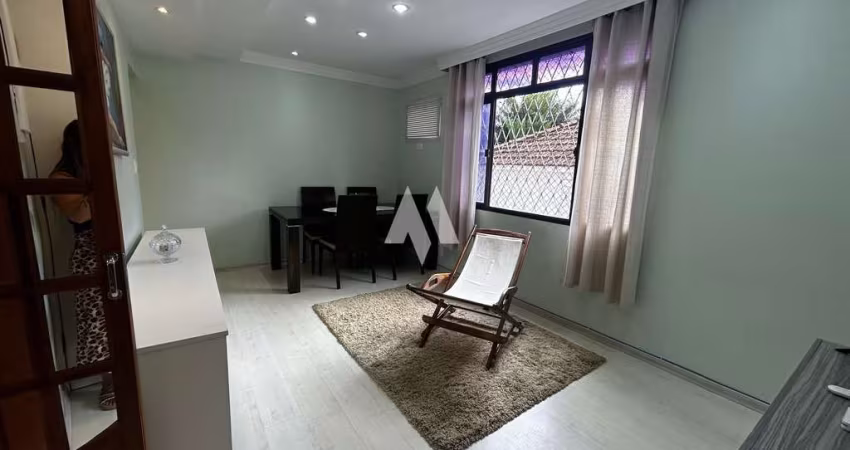 Apartamento 2 dormitórios de frente com vaga demarcada