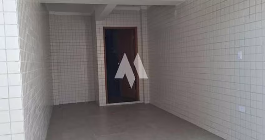 Casa Padrão 3 quartos - bairro Aparecida- piscina