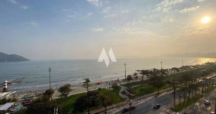 Apartamento padrão de 3 dormitórios sendo 2 suítes frente mar na Aparecida
