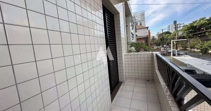 Apartamento próximo a praia do Embaré com sacada!