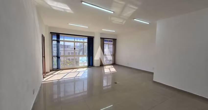 Sala/conjuntos comerciais no centro em frete da alfandega para locação