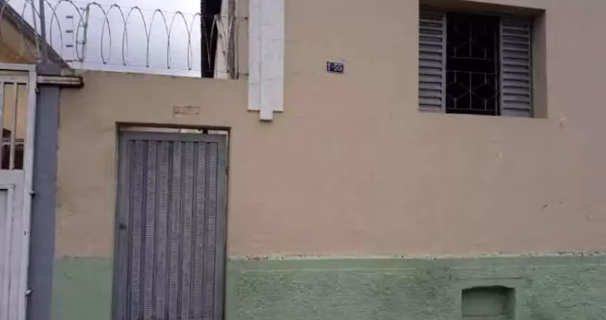 Casa com 1 quarto para alugar na Rua Quinze de Novembro, Centro, Bauru